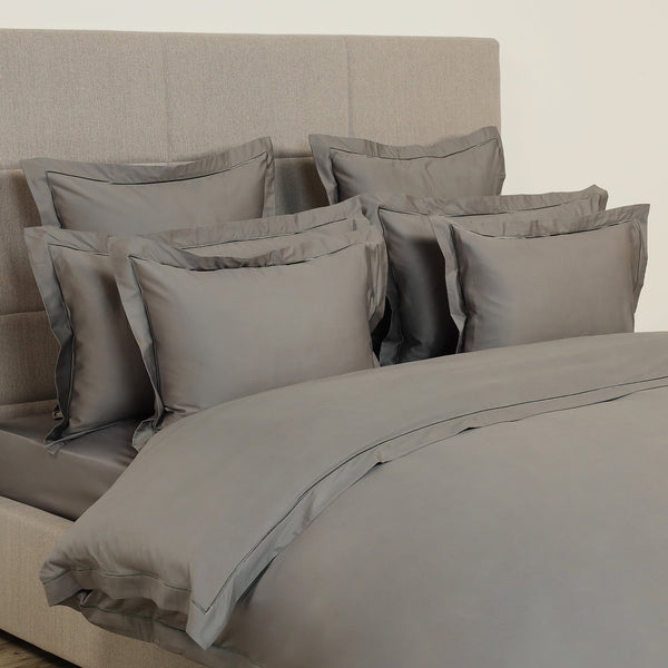 Duvet Cover <br>The Hotel Collection <br>100% Egyptian Cotton 300TC